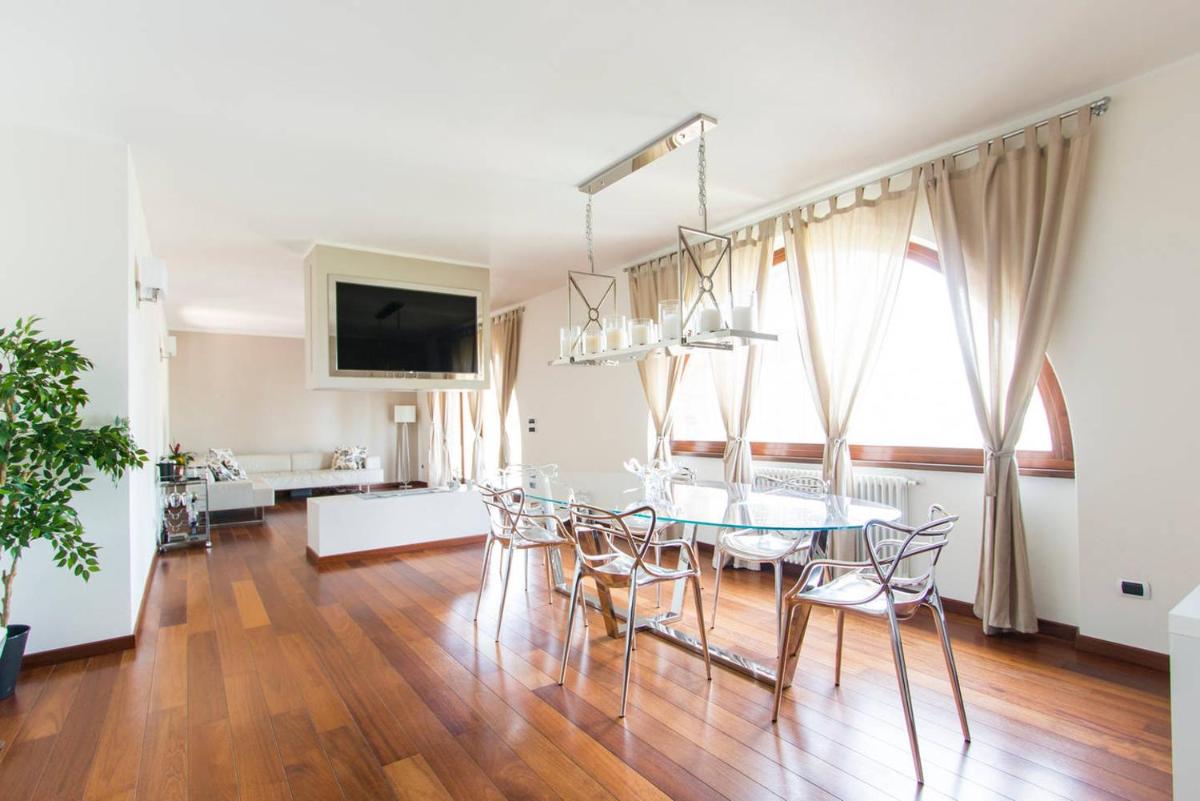 Luxury Tuscan House - Housity