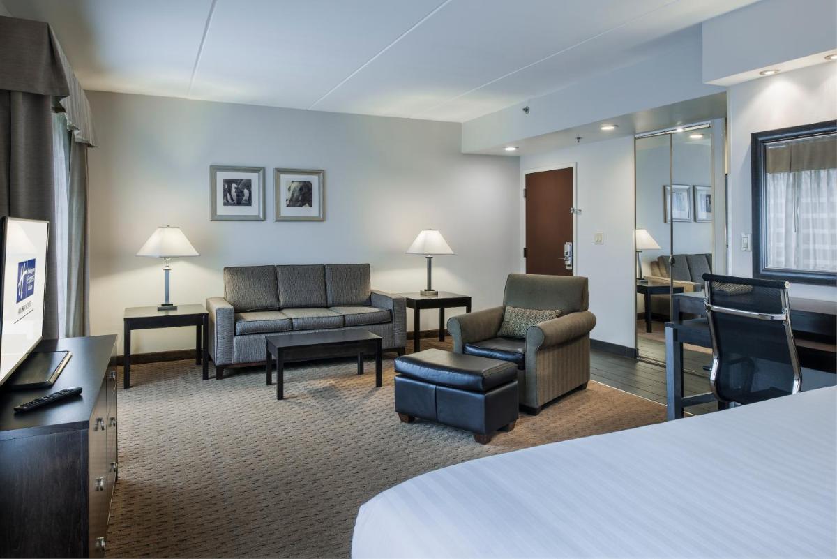 Holiday Inn Express & Suites Laurel Lakes, an IHG Hotel - Housity