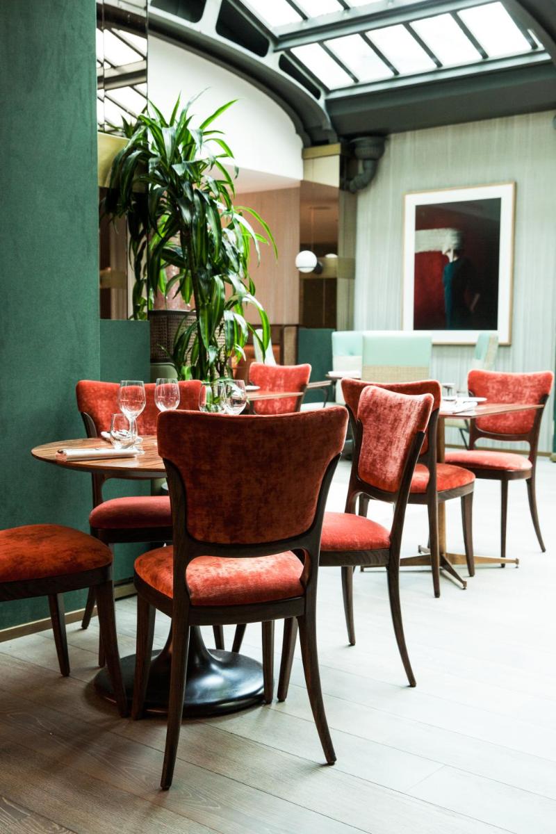 Coin salon dans l'établissement Maison Bréguet