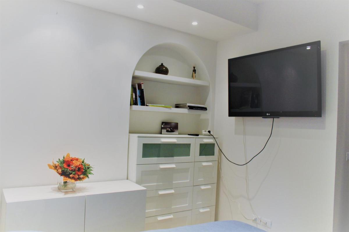 Little Secret Apartment by Wonderful Italy - Housity