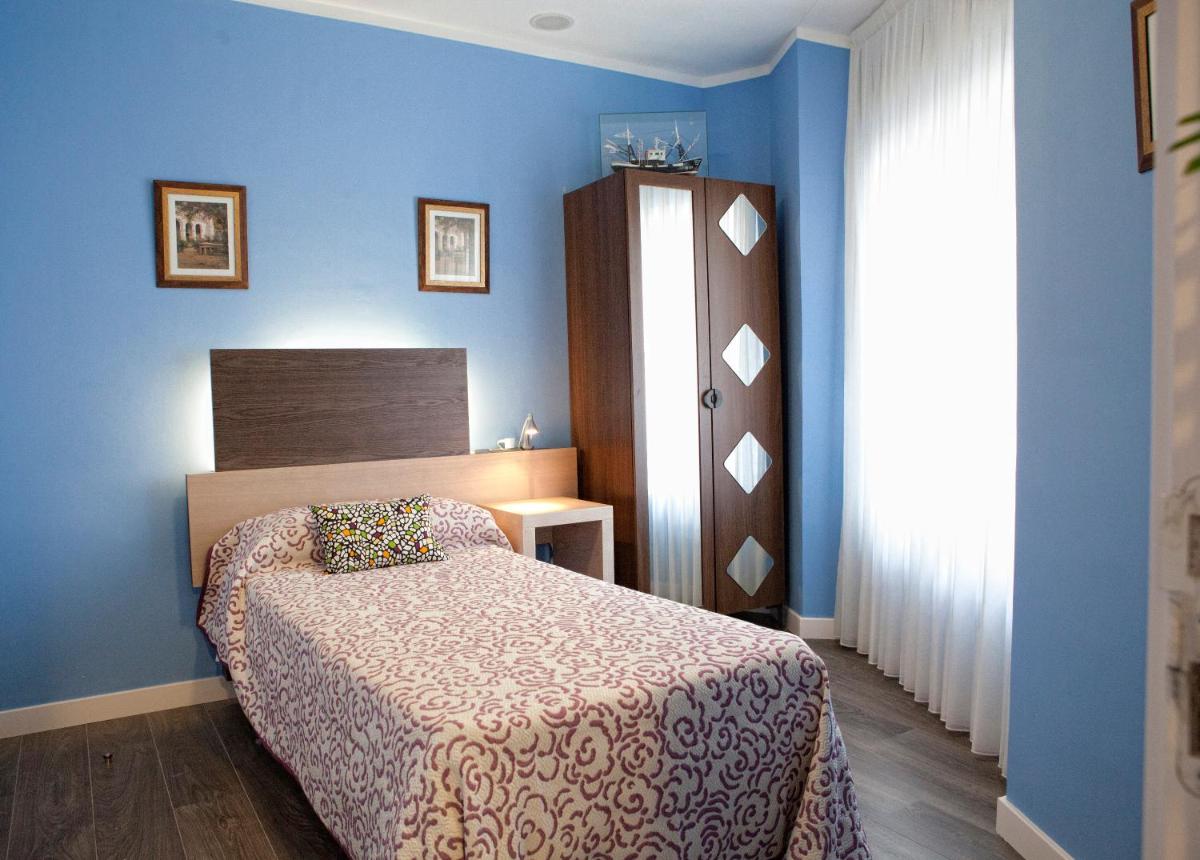 Pensión Jade - Housity