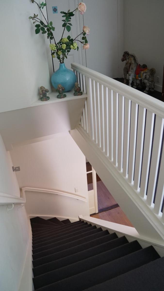 Room One-Twenty-One - Housity