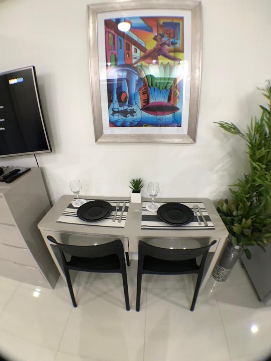 Jazz Makati Luxury Apartment - Housity