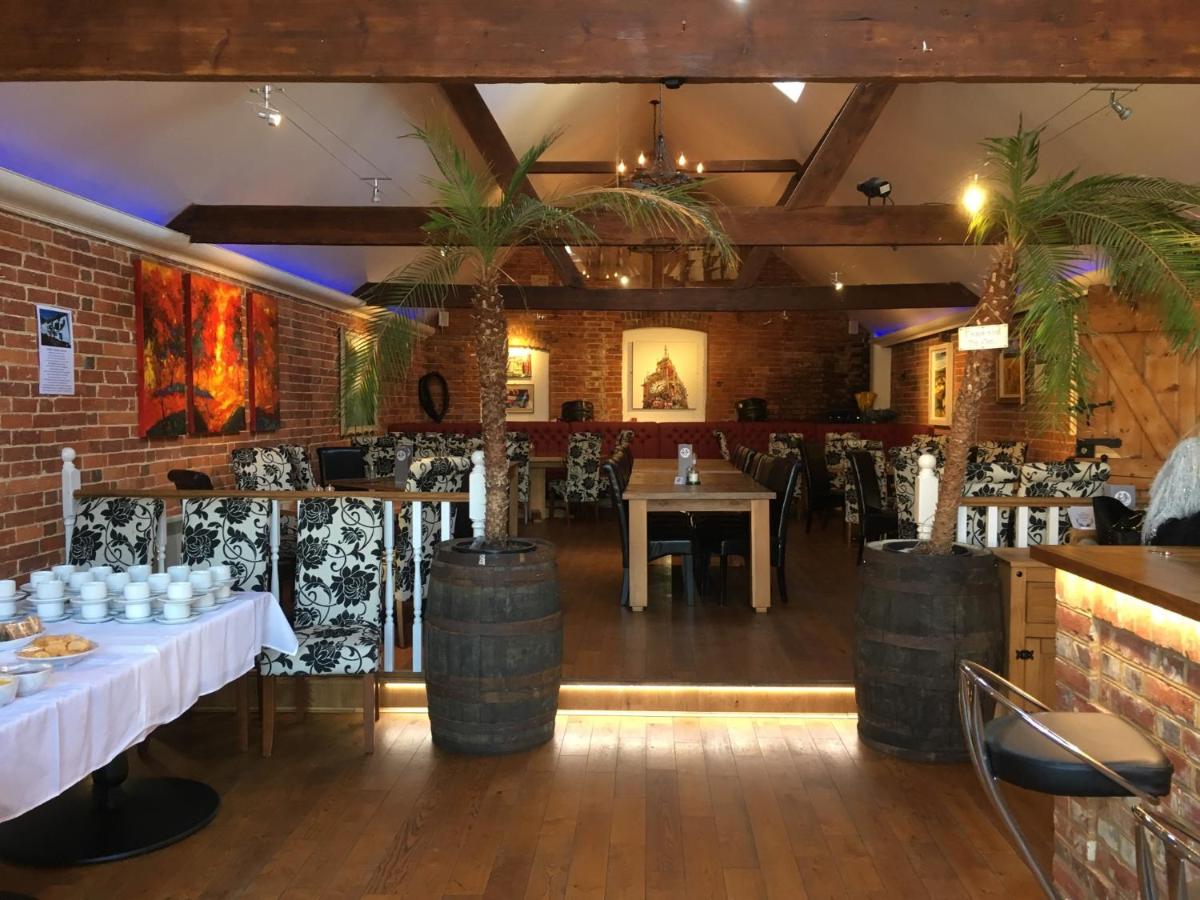 The White Hart pub and rooms - Housity