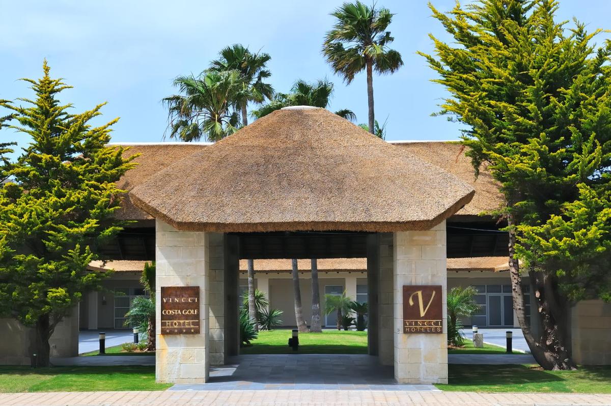 Jardín al aire libre en Vincci Resort Costa Golf