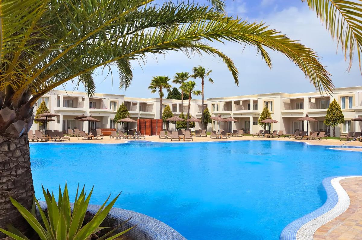 Vincci Resort Costa Golf - Housity