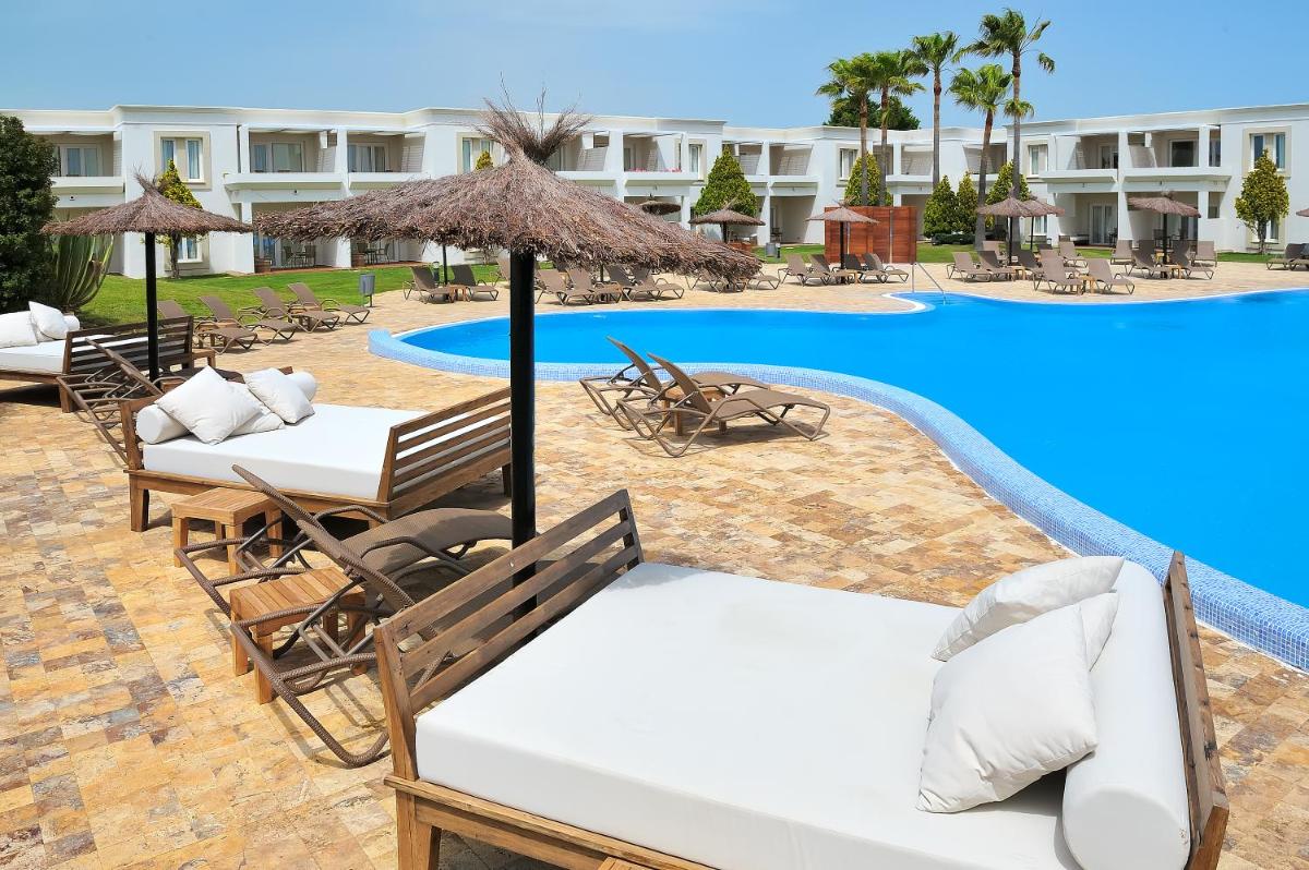 Piscina en o cerca de Vincci Resort Costa Golf