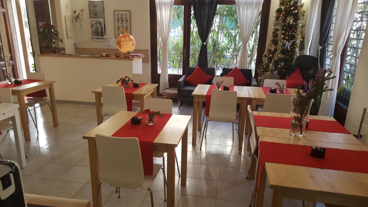 Hotel Sauro - Housity