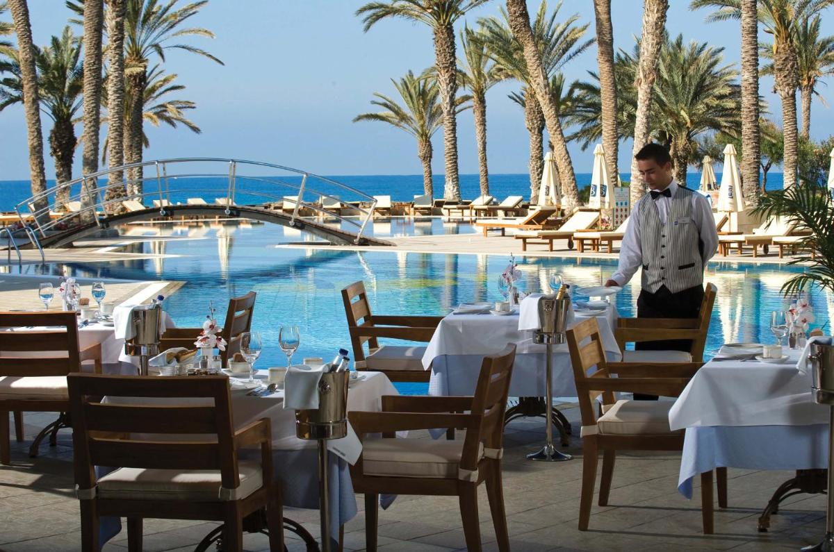 Constantinou Bros Asimina Suites Hotel - Housity