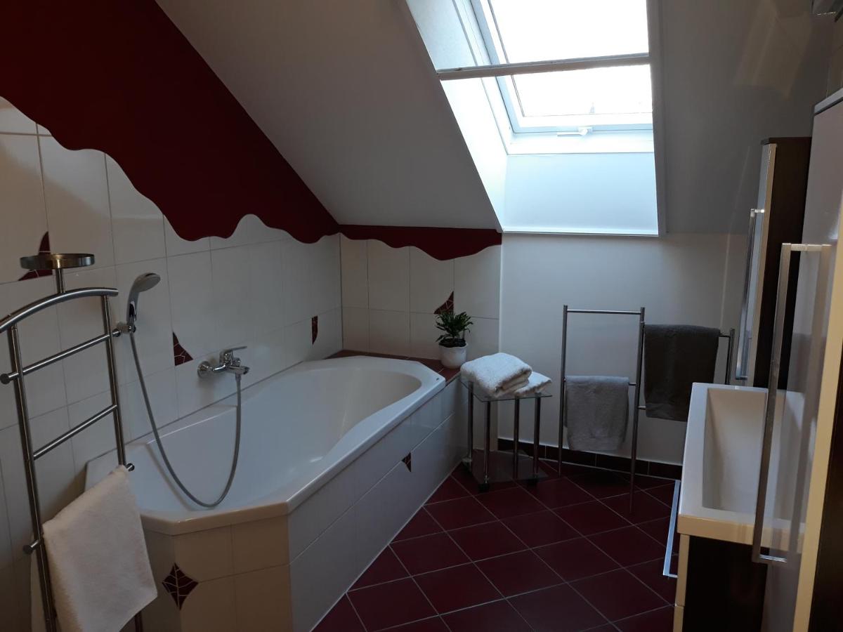 Ferienwohnung Neumeister - Housity