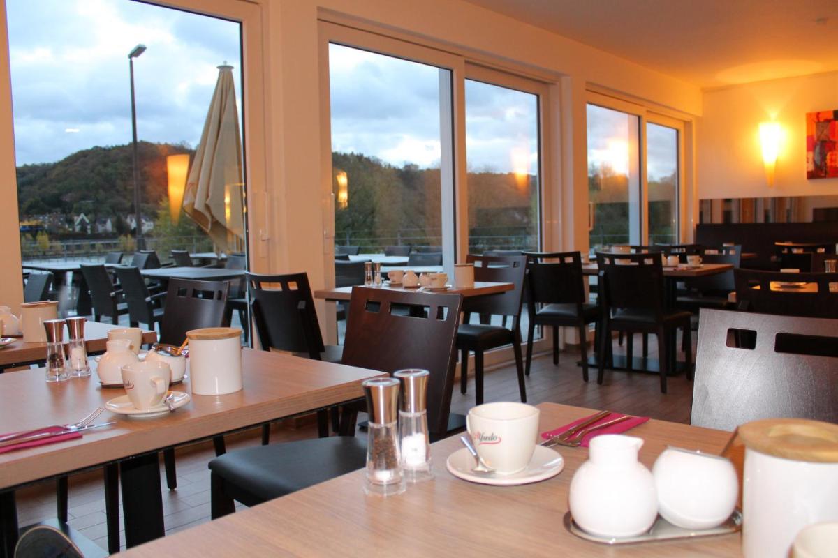 RheinHotel ARTE - Housity