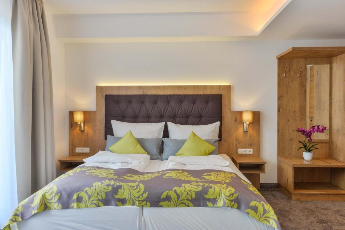 Hotel Haunstetter Hof Augsburg - Housity
