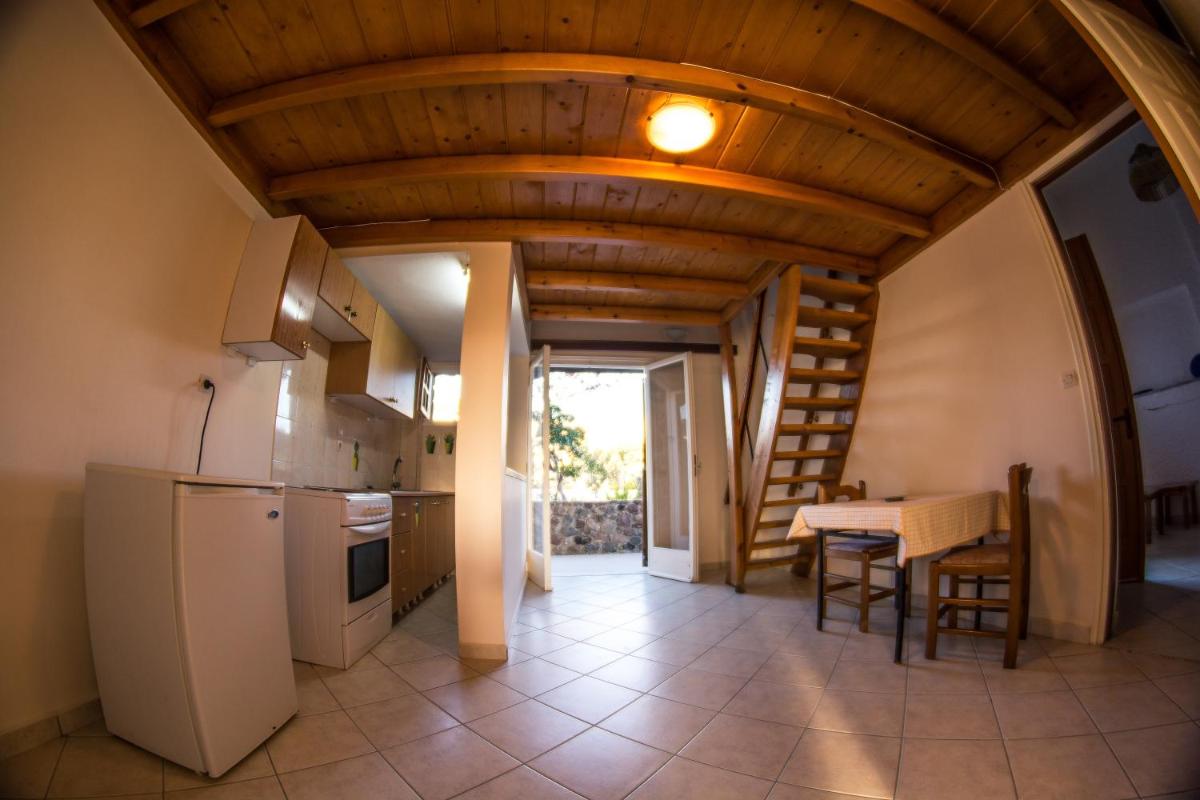 Vagia Beach Apartments - Housity