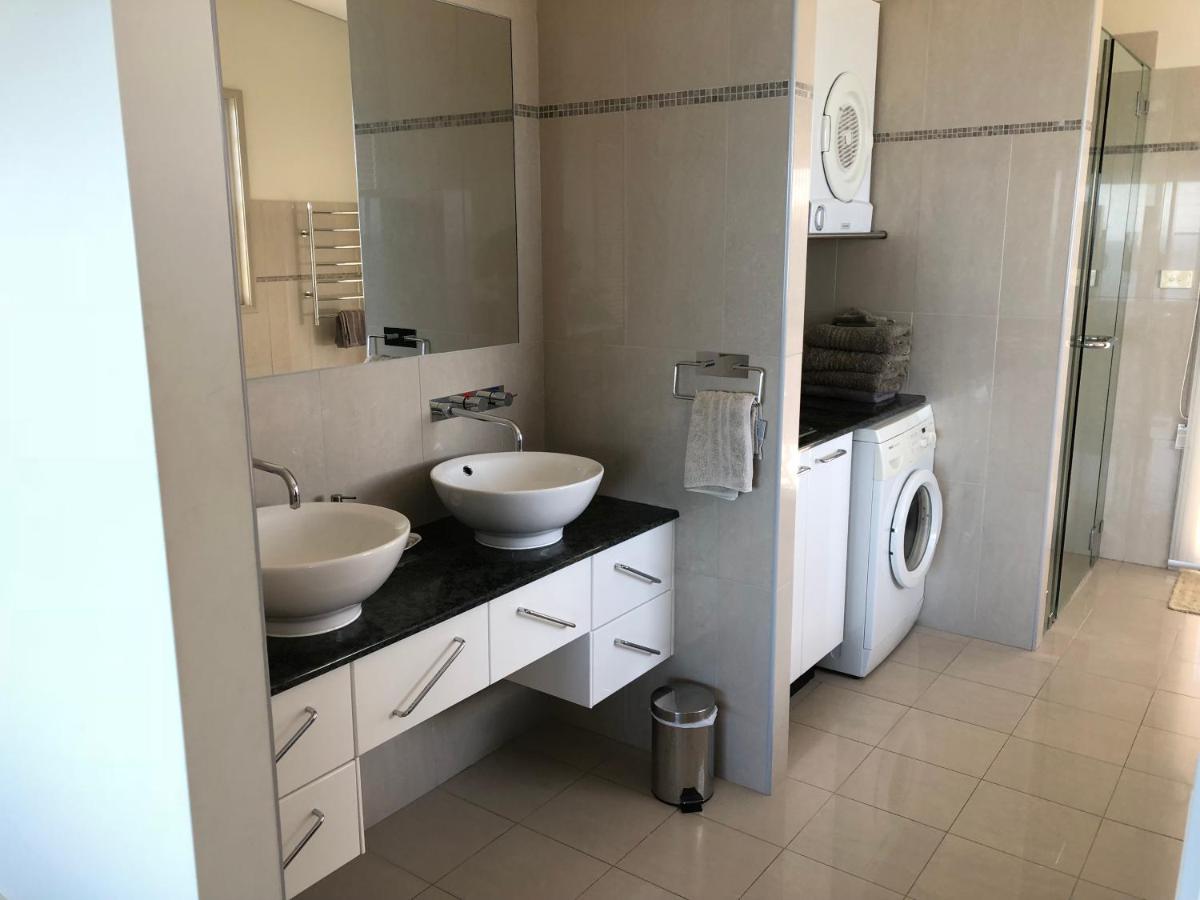 OceanScape Luxury Beachfront Villas - Housity