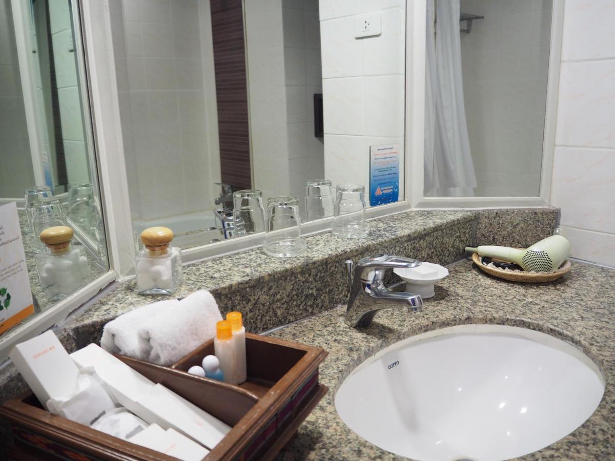 Charoen Thani Hotel, Khon Kaen - Housity