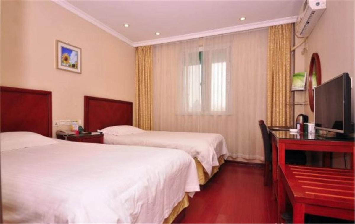 GreenTree Inn ShanDong JiNan Bus Terminal Station Express Hotel - Housity
