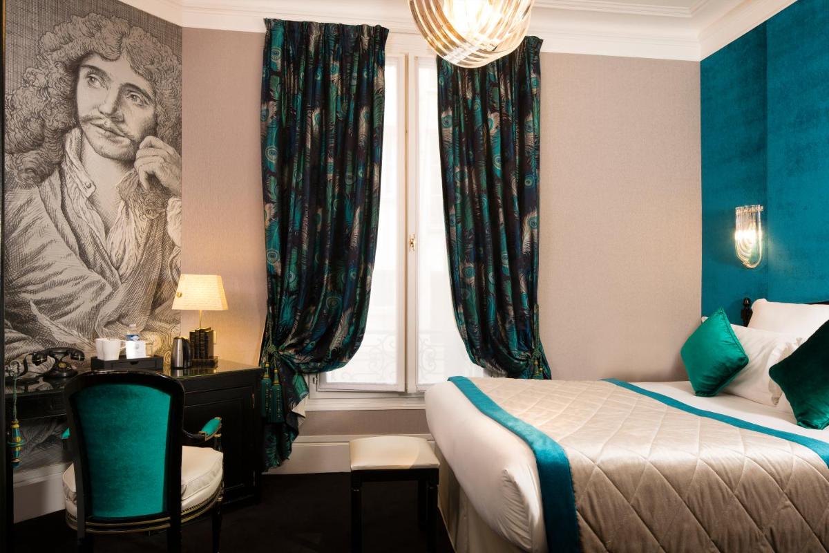 Un ou plusieurs lits dans un hébergement de l'établissement Hotel & Spa de Latour Maubourg