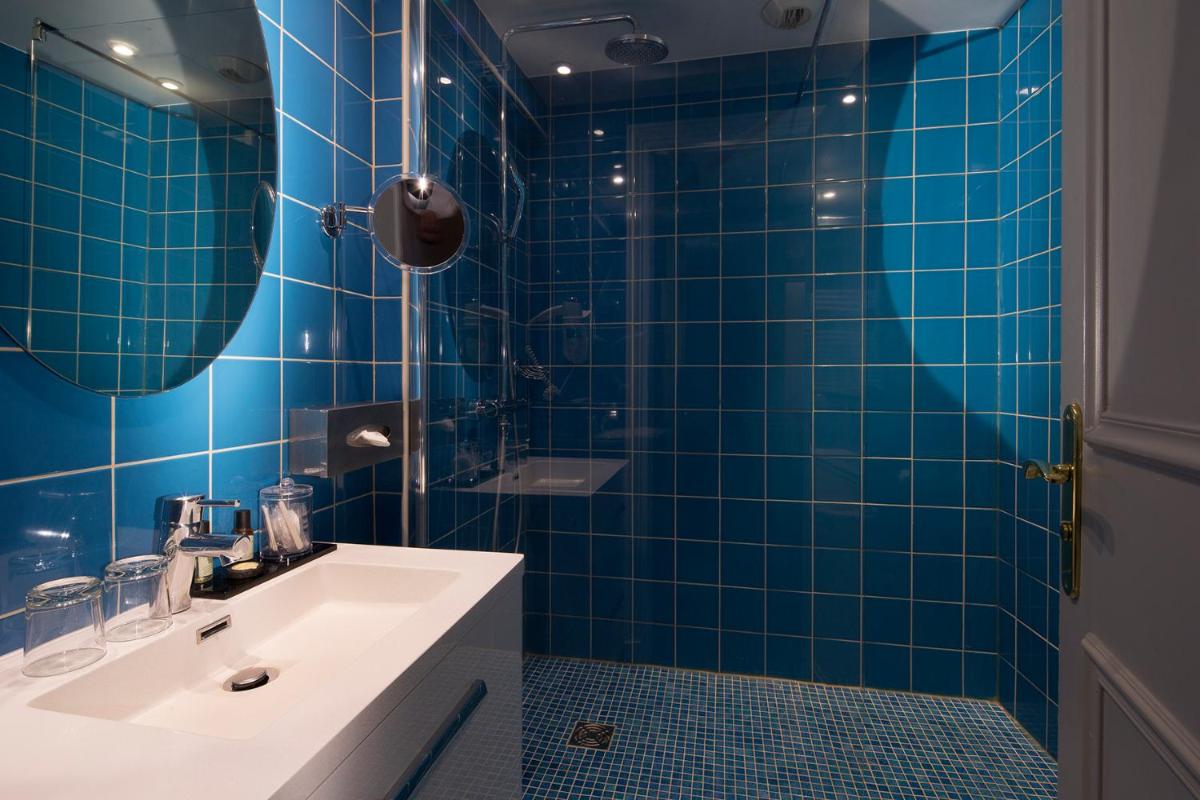 Salle de bains dans l'établissement Hotel & Spa de Latour Maubourg