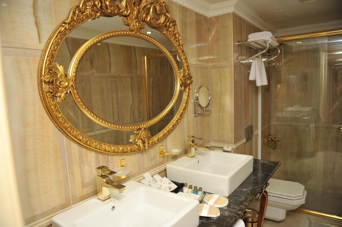 Hotel Intourist Palace Batumi - Housity