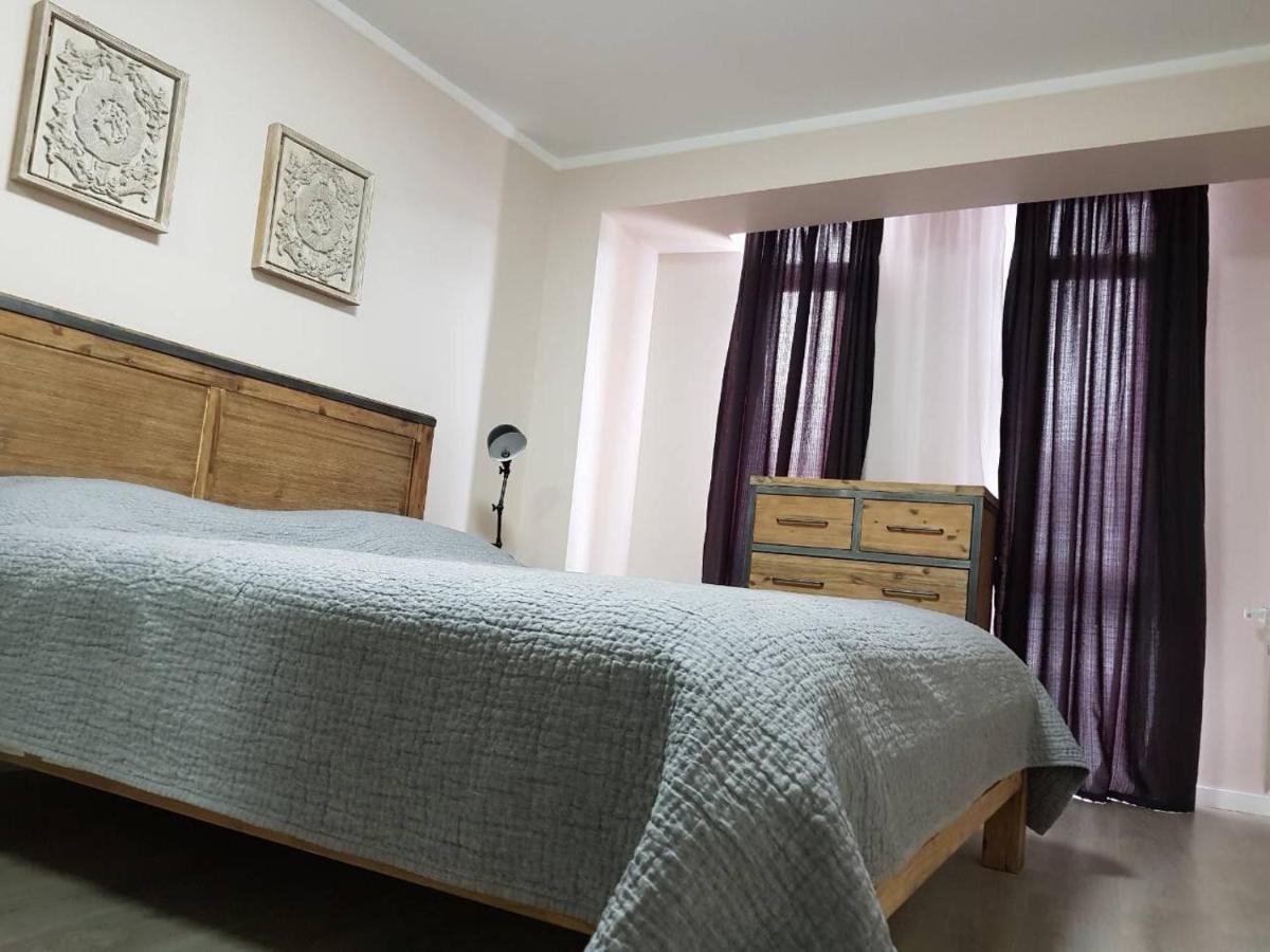 Orbi Palace Deluxe Apartment 502 - Housity