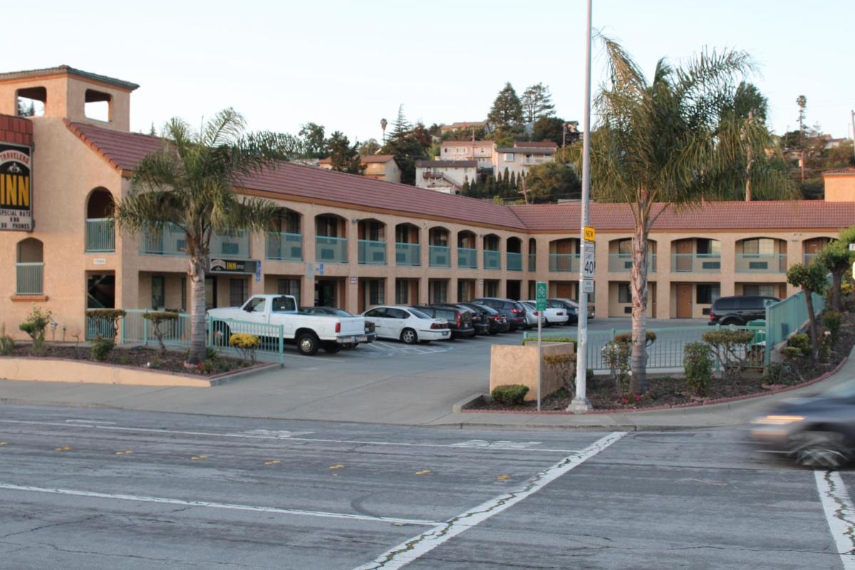 Travelers Inn - Housity