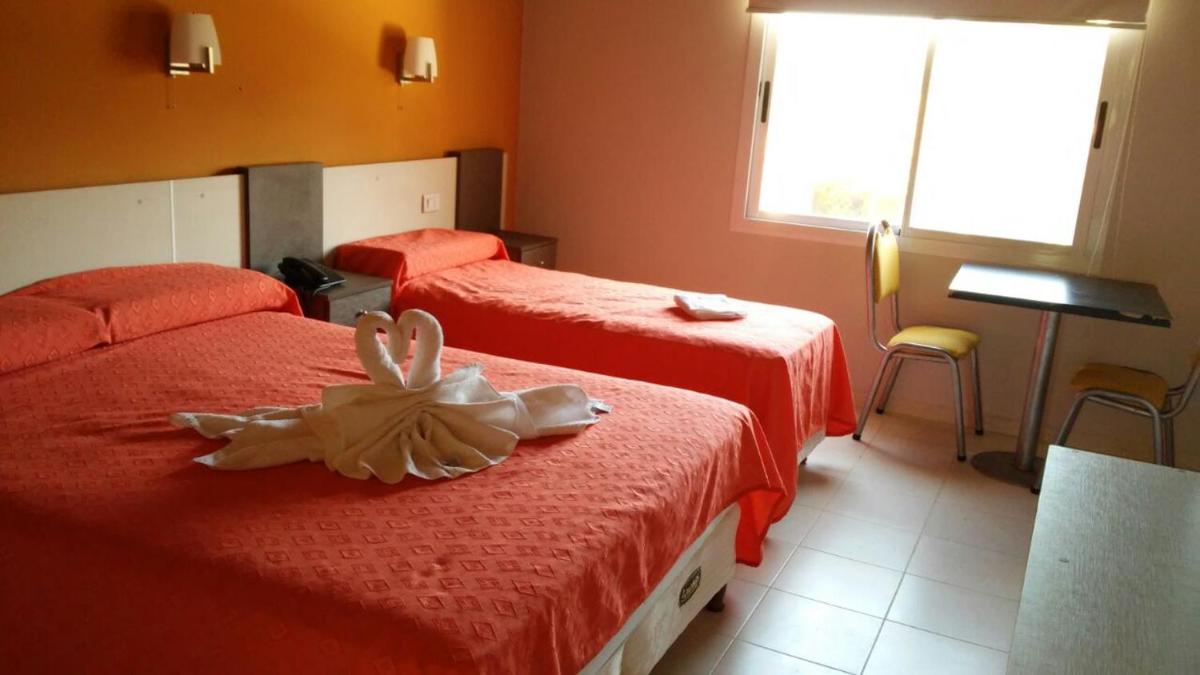 Aparts Piscu Yaco Almendros - Housity