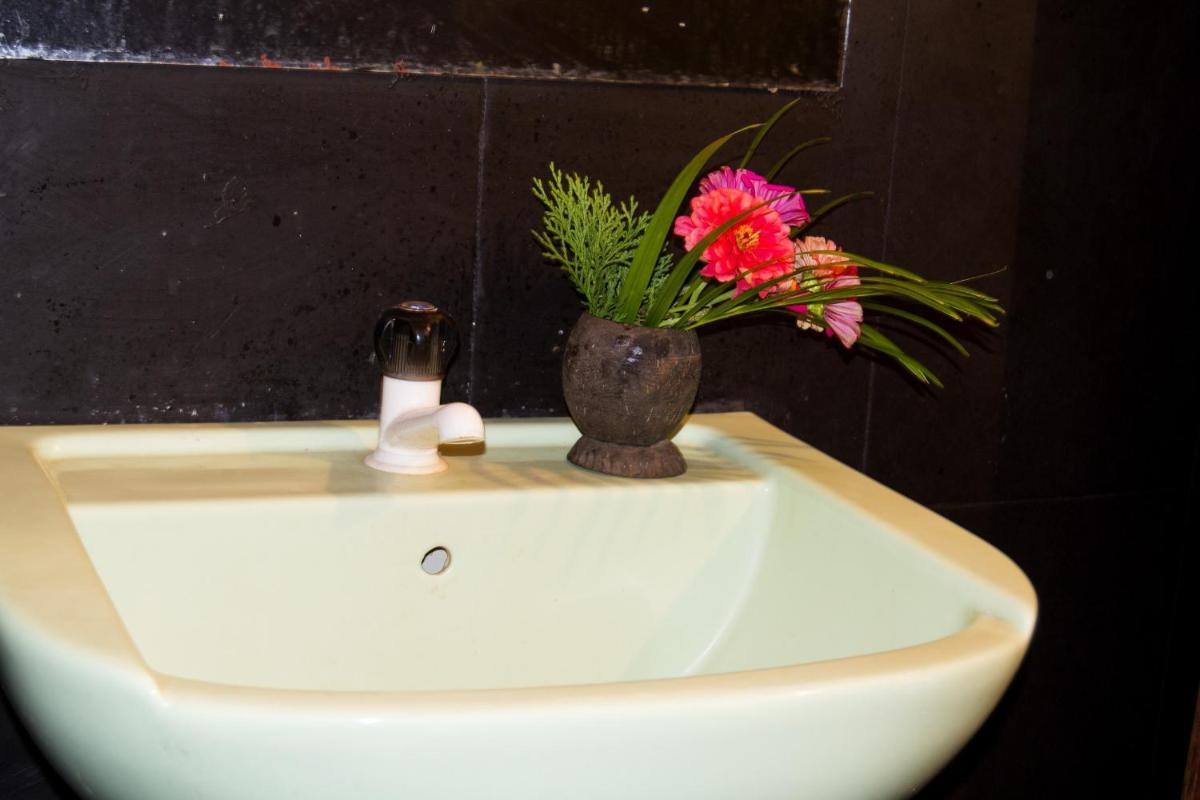 Anushka Nera Nature House - Housity