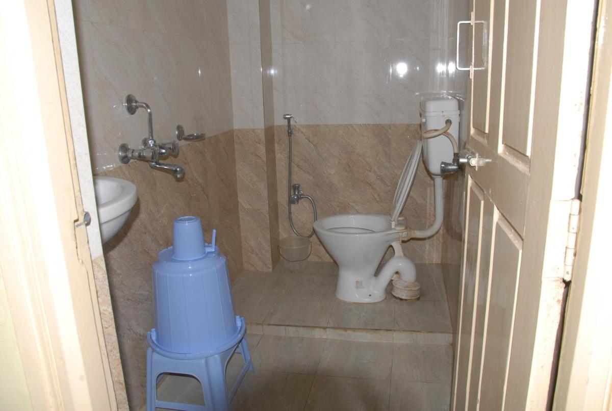 Hotel Bhavani Lodge - Housity