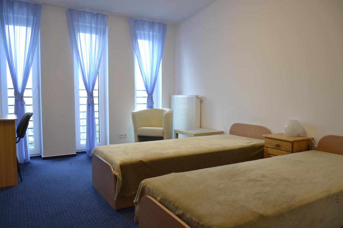 Warszawa Stare Bielany - Housity