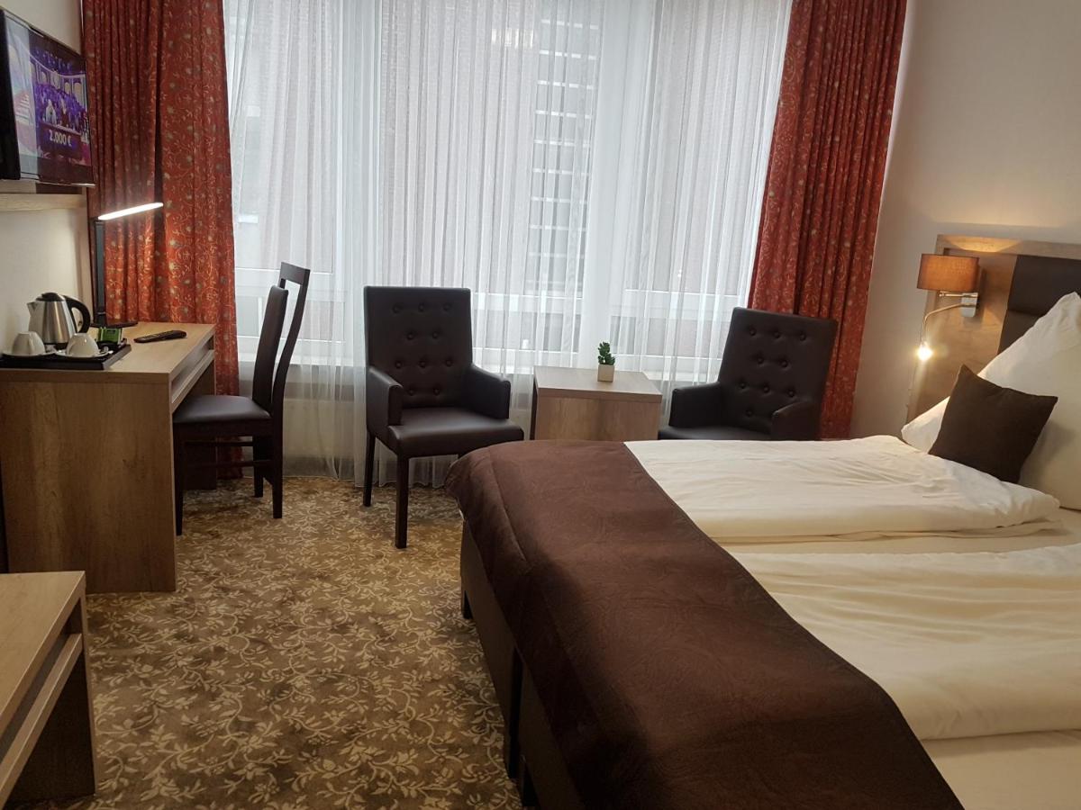 Park Hotel - Housity