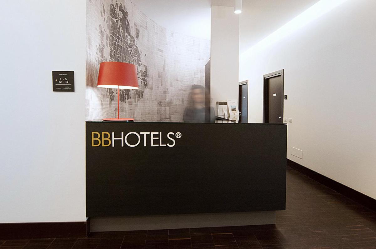 BB Hotels Aparthotel Desuite - Housity