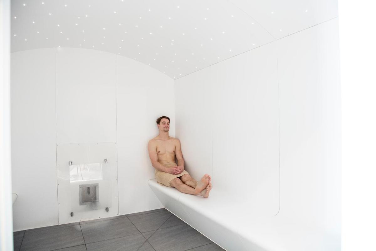 Clients de l'établissement Relais Spa Val d'Europe
