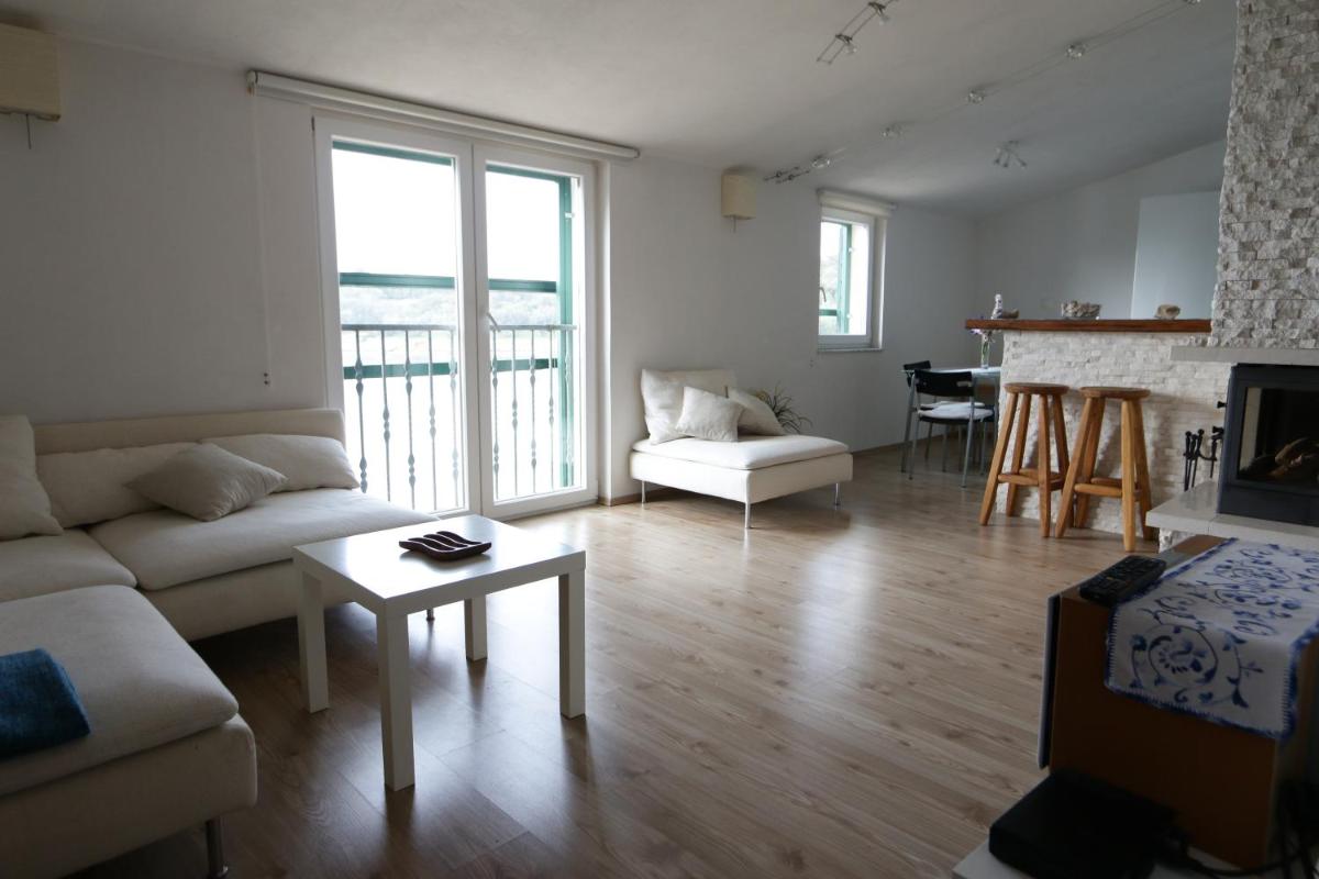 Apartments Marko Rava - Housity