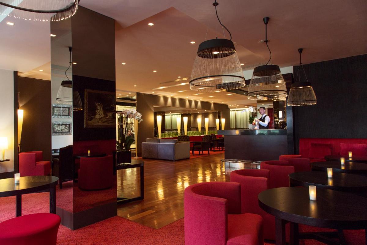 Coin salon dans l'établissement Relais Spa Val d'Europe