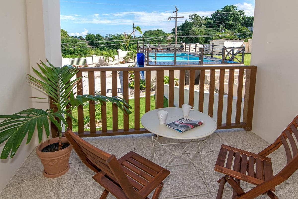 Luxury 2BR Home facing Beach w/Pool Montego Bay #4 - Housity