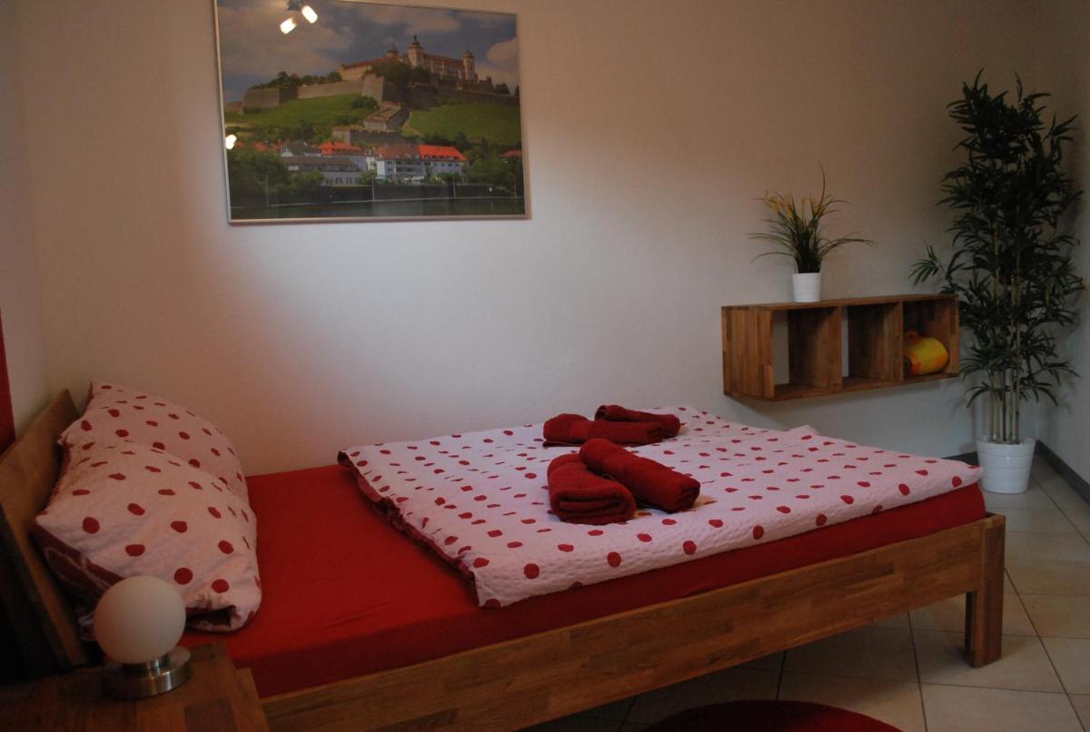 Ferienwohnung Am Mainradweg - Beuerlein Martin - Housity