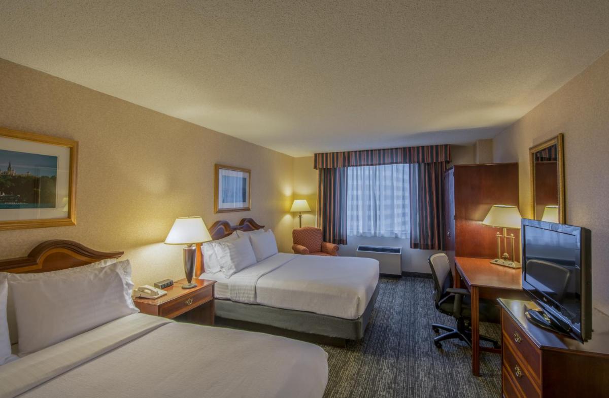 Holiday Inn Arlington at Ballston, an IHG Hotel - Housity
