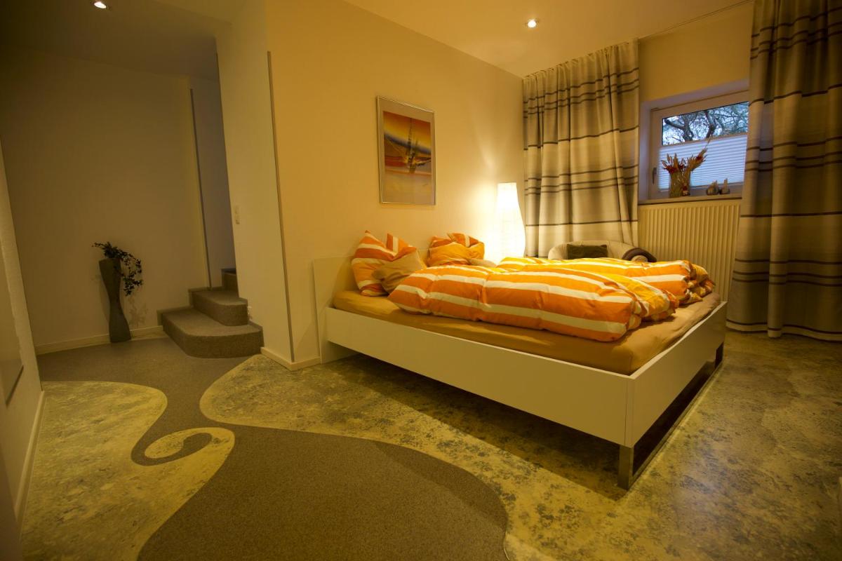 Linderhof - Housity