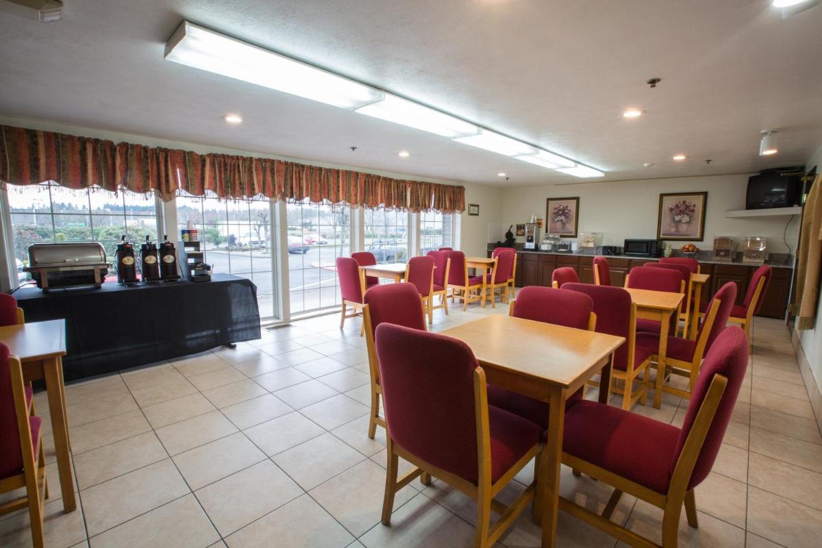 Bridgeway Inn & Suites - Portland Airport - Housity