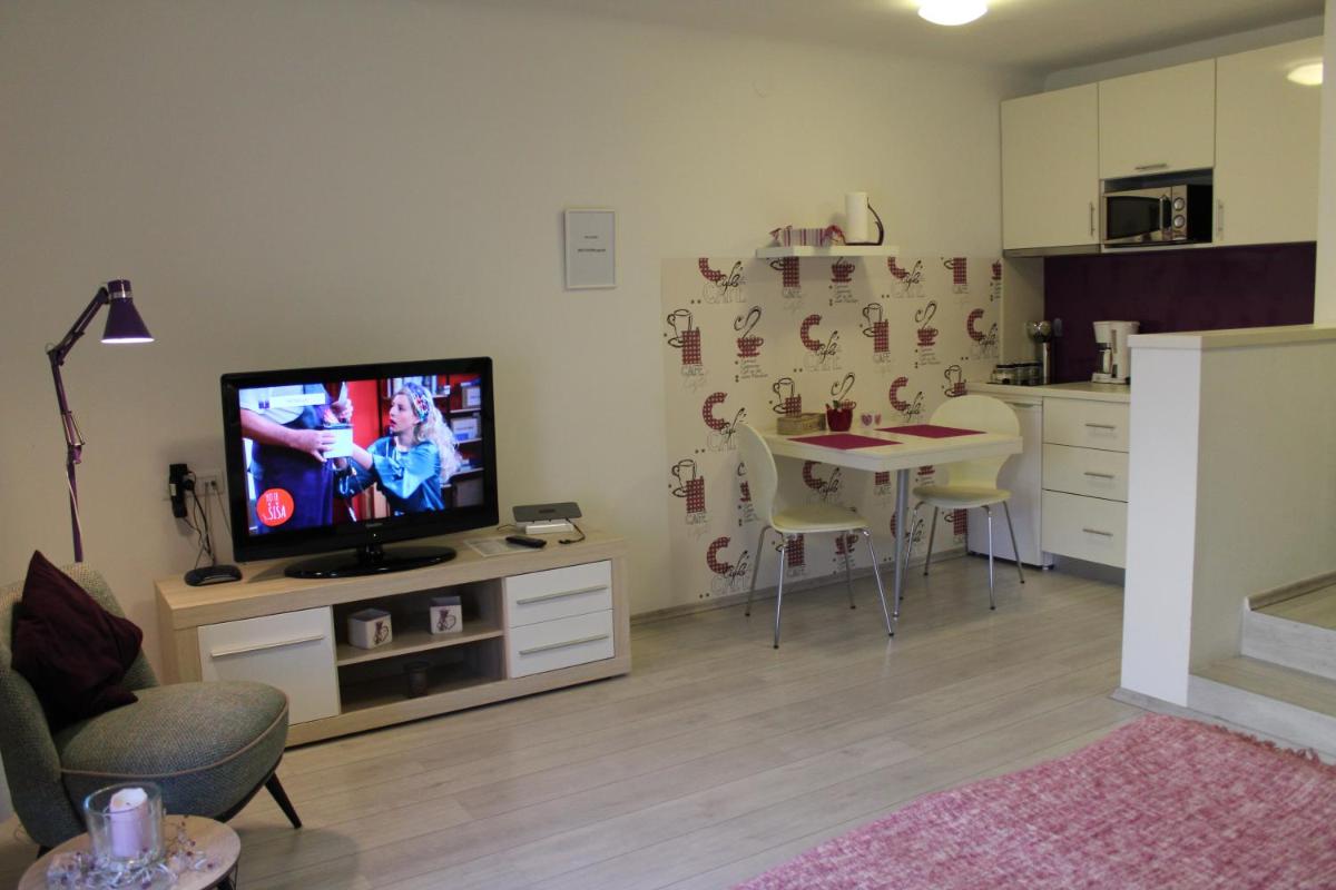 Design Studios SVI-MI - Housity