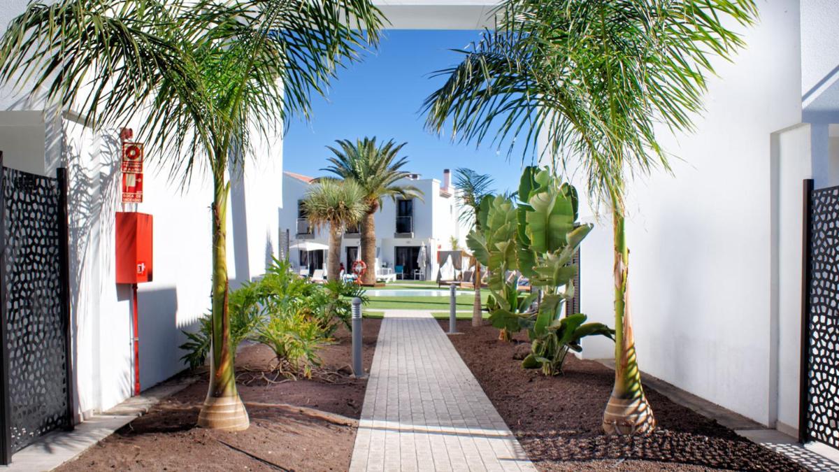 Jardín al aire libre en FBC Fortuny Resort - Adults Only