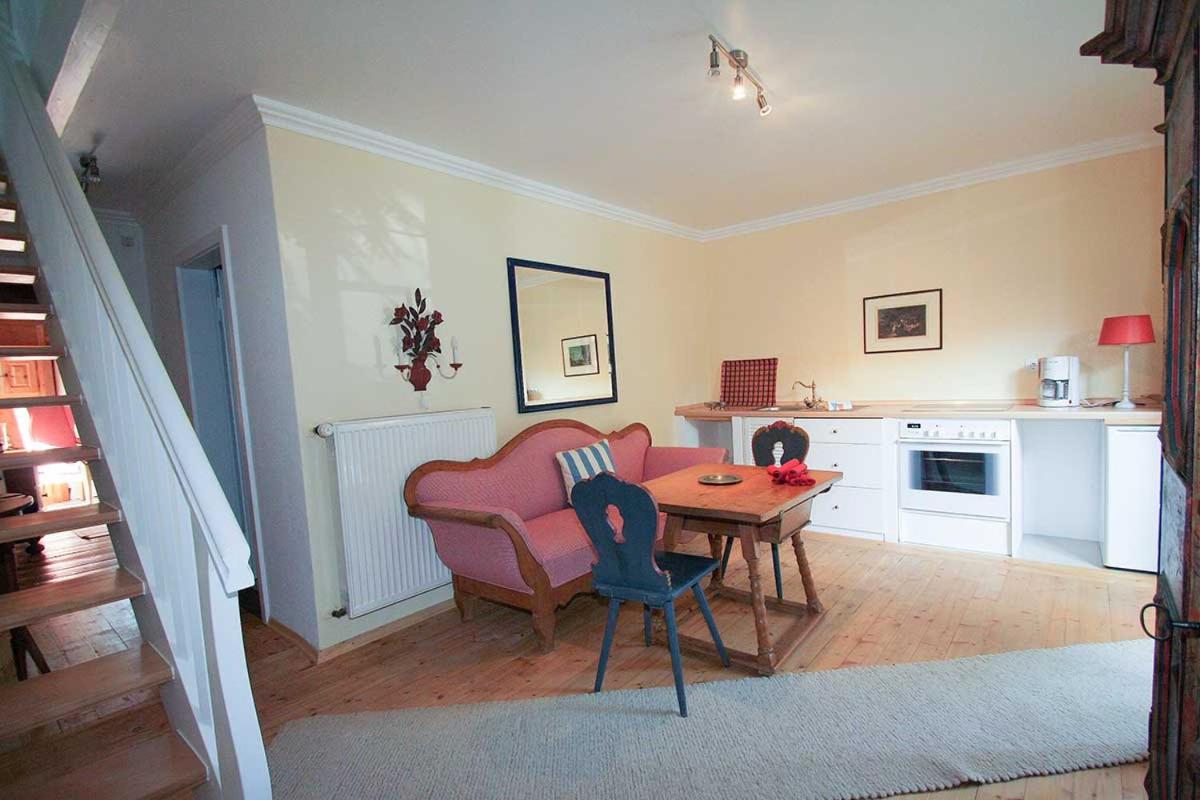 Ferienwohnungen Jell - Forg - Housity