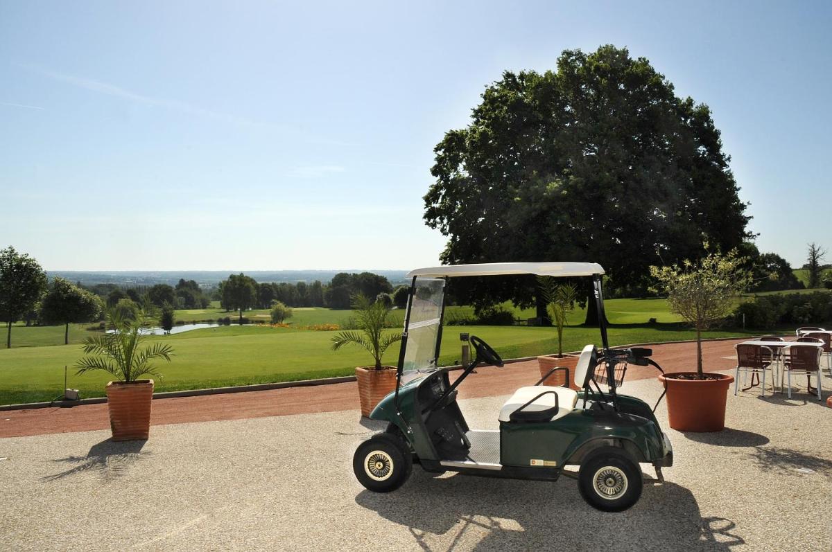 Golf sur le terrain de l'hôtel ou à proximité
