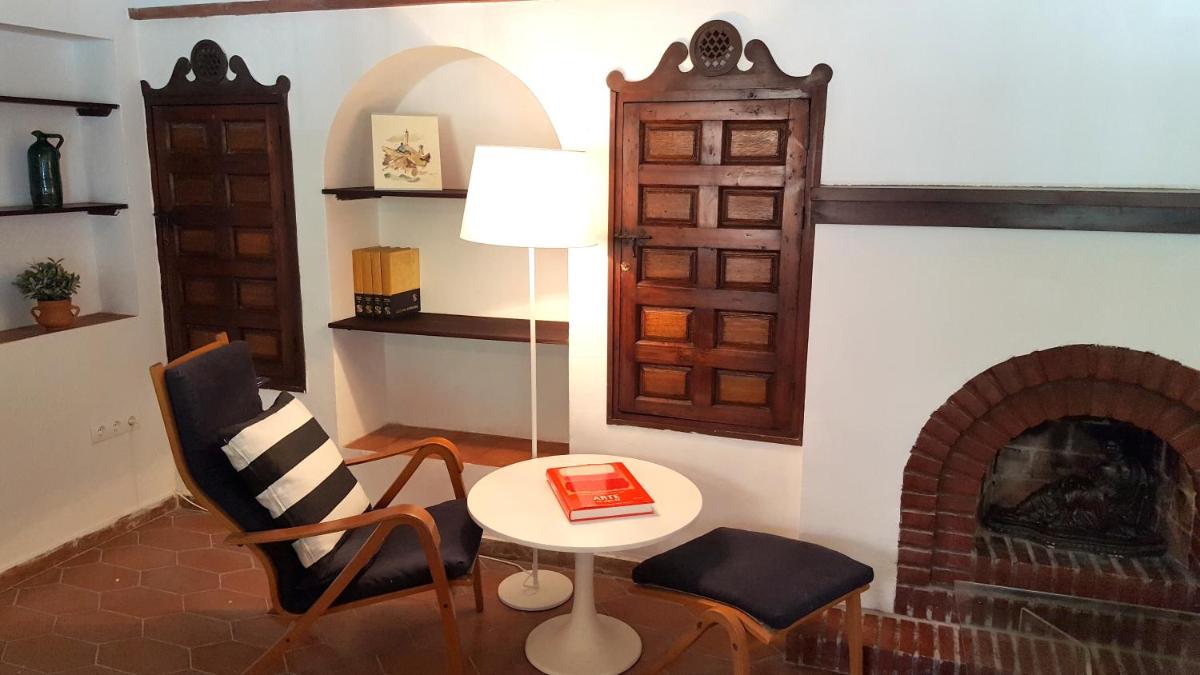 Quiet House in Malaga - Housity