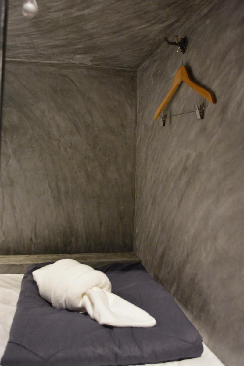 Nirvana Guesthouse & Hostel - Housity