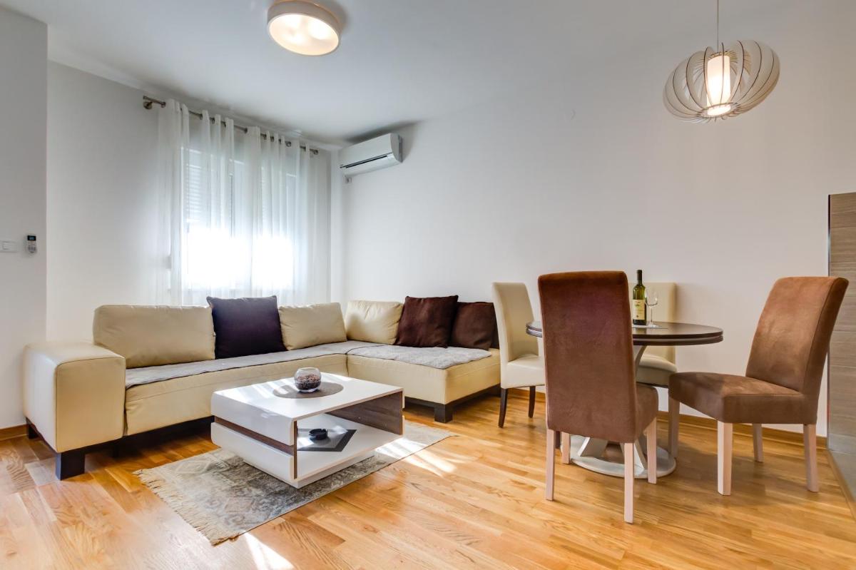 Piano Apartments Delta City - Housity