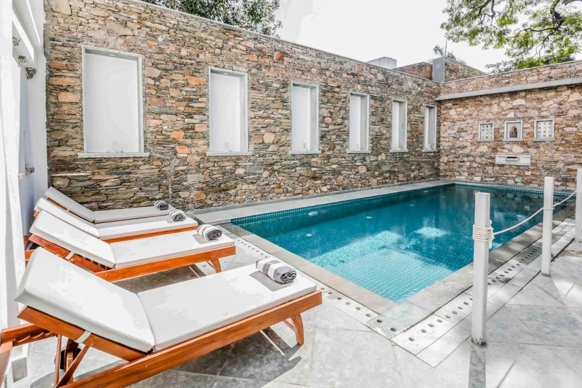 The Neem Tree - Housity