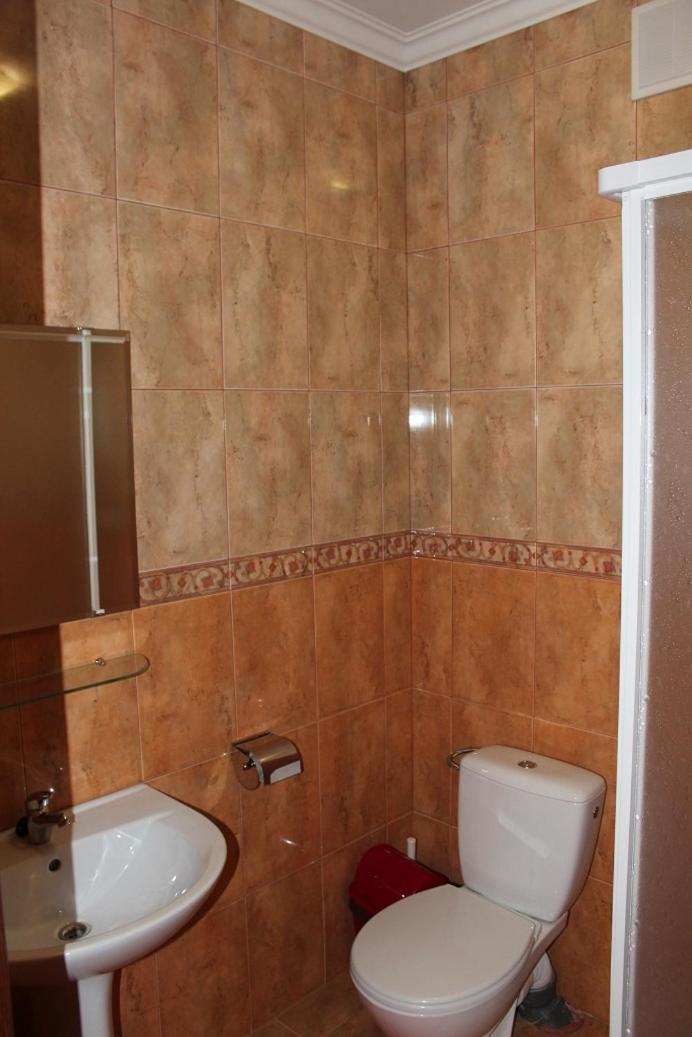 Nika Hotel - Housity