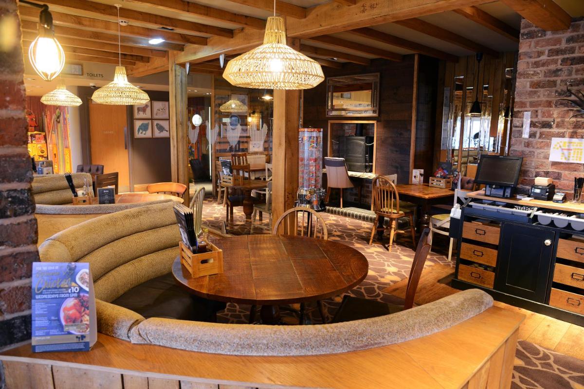 Gamston Lock, Nottingham by Marston's Inns - Housity