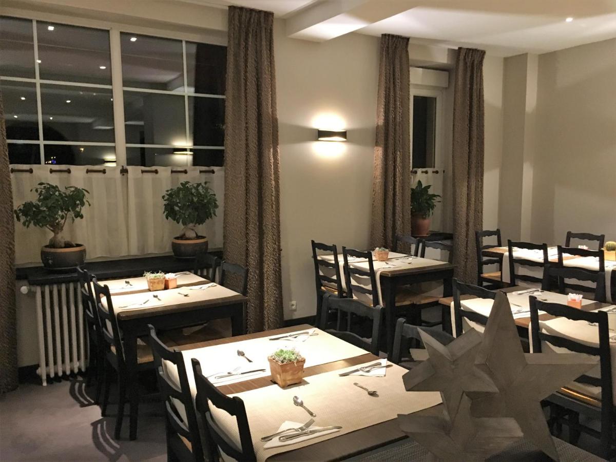 Restaurant ou autre lieu de restauration dans l'établissement Hotel de la Jamagne & Spa